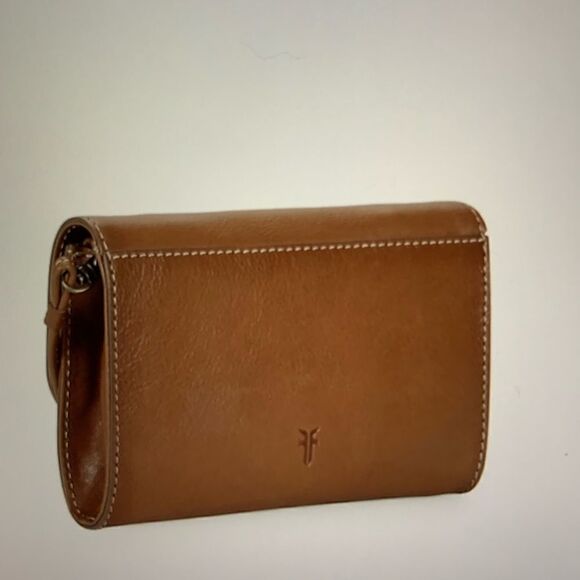 NWT Frye Olivia Wallet Leather Crossbody - Picture 6 of 7